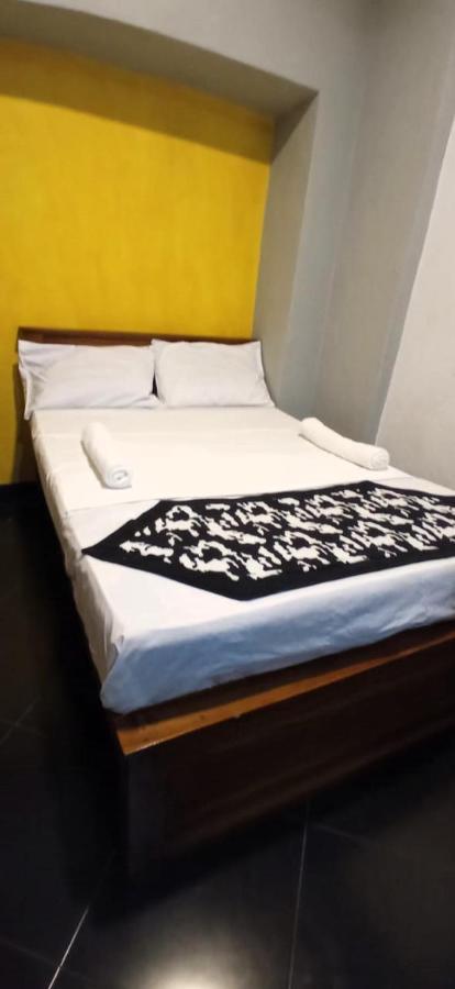 קנדי Yak City Apartments מראה חיצוני תמונה