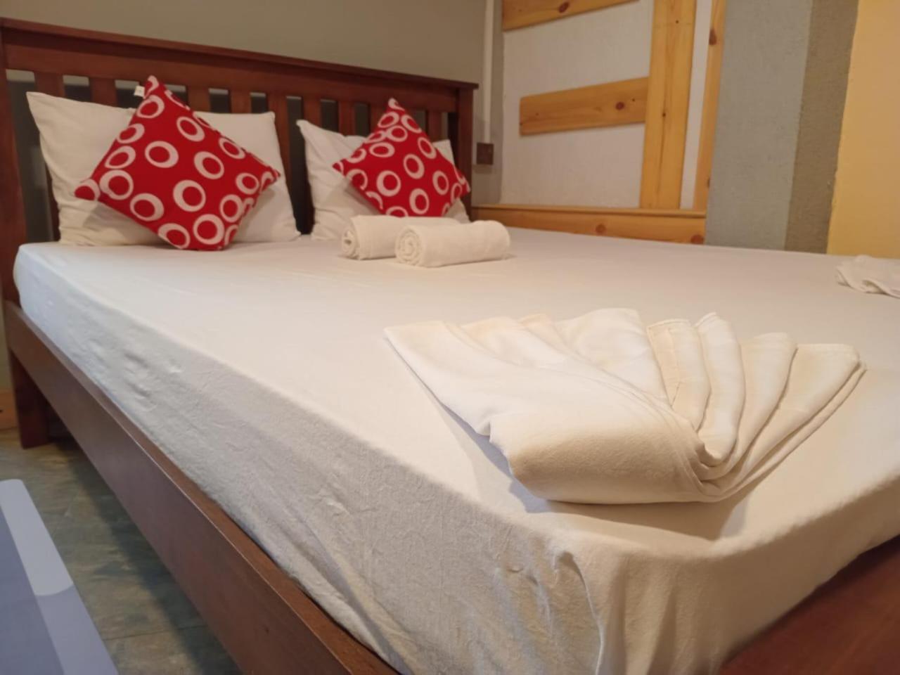 קנדי Yak City Apartments מראה חיצוני תמונה